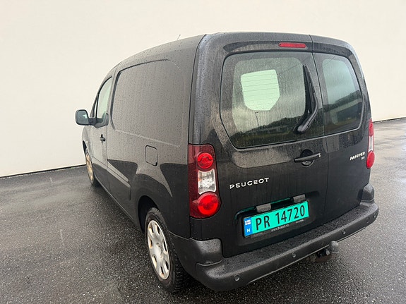 Peugeot Partner 3 of 5