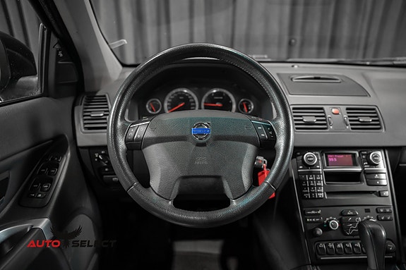 Volvo XC90 29 of 30