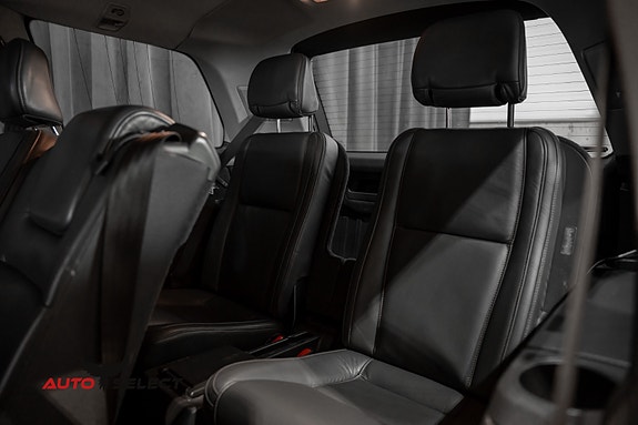 Volvo XC90 20 of 30