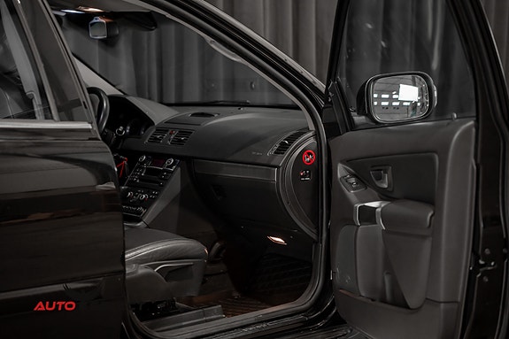 Volvo XC90 21 of 30