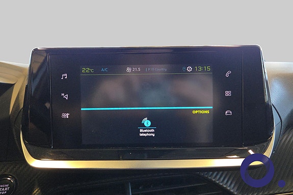 Peugeot e-2008 18 of 28