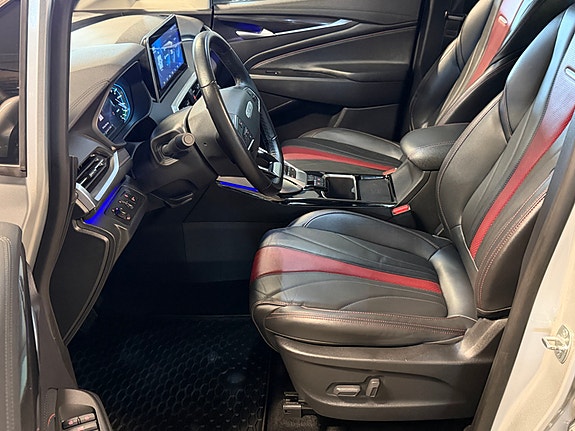 Maxus Euniq 5 15 of 20