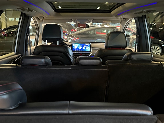 Maxus Euniq 5 10 of 20