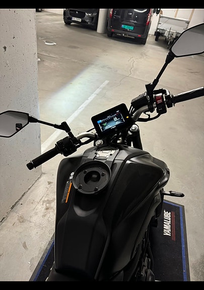 Yamaha MT-07 9 of 12
