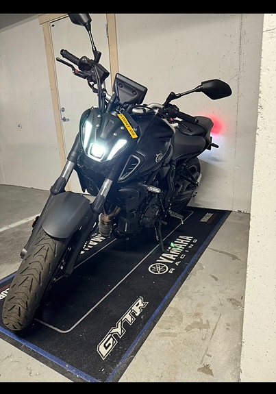 Yamaha MT-07 7 of 12
