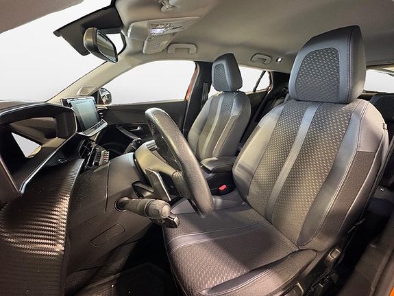 Peugeot 2008 16 of 30