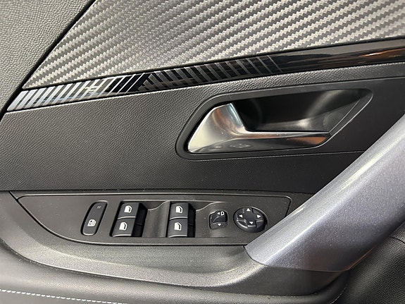 Peugeot 2008 23 of 30