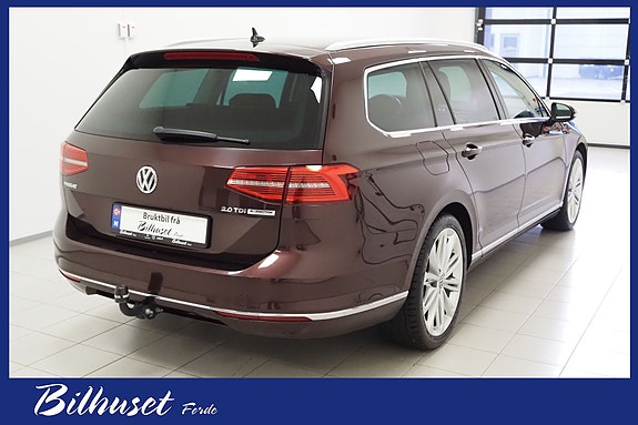 Volkswagen Passat 3 of 5