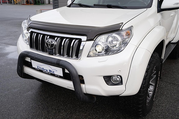 Toyota Land Cruiser 7 of 30