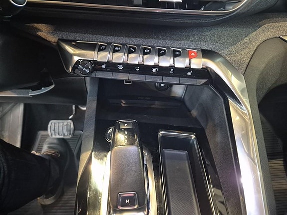 Peugeot 5008 16 of 26