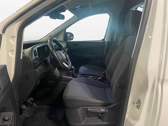 Volkswagen Caddy Maxi 15 of 30