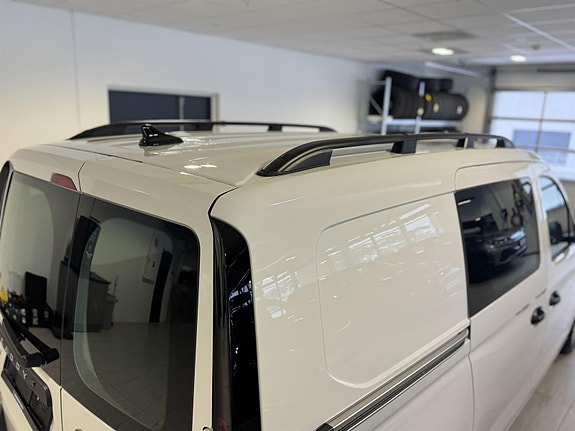 Volkswagen Caddy Maxi 14 of 30