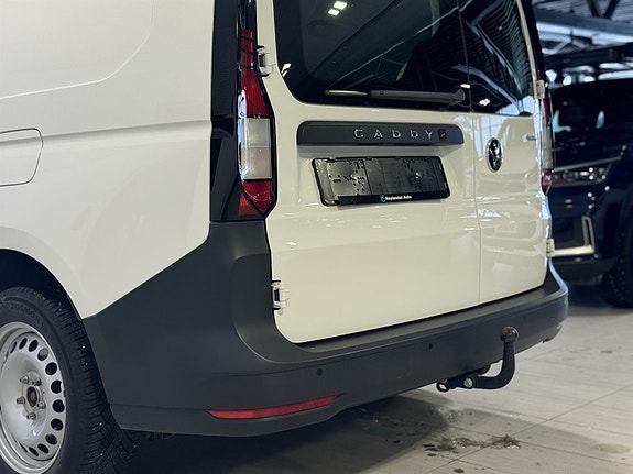 Volkswagen Caddy Maxi 12 of 30