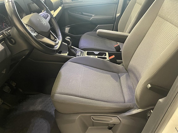 Volkswagen Caddy Maxi 16 of 30