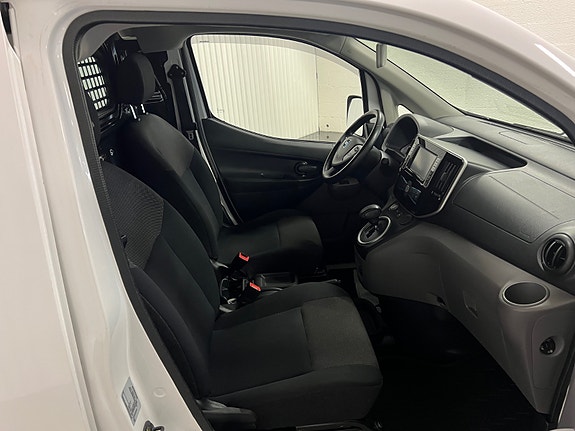 Nissan e-NV200 13 of 18