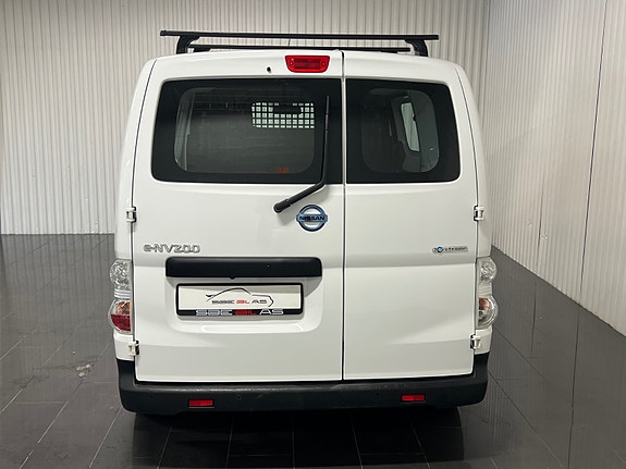 Nissan e-NV200 9 of 18