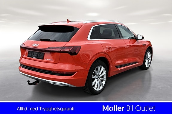 Audi e-tron 5 of 5