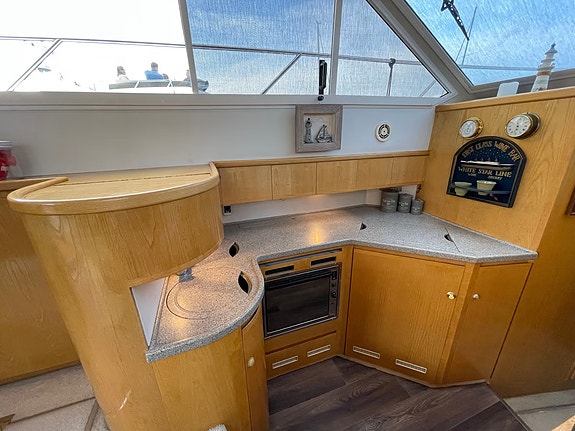 Godt utstyrt, velholdt og oppgradert Fairline 37 Corsica selges 16 of 30