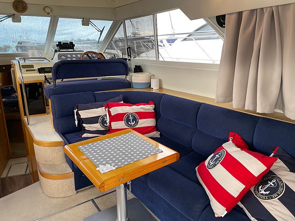 Godt utstyrt, velholdt og oppgradert Fairline 37 Corsica selges 14 of 30