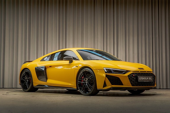 Audi R8 2 of 5