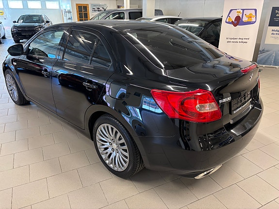 Suzuki Kizashi 24 of 25
