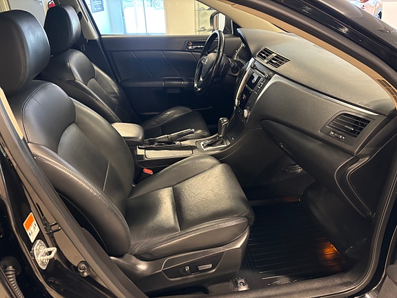 Suzuki Kizashi 5 of 5