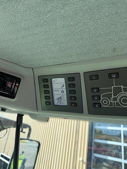 CLAAS Arion 550 Cmatic 4 of 5