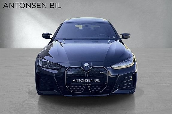 BMW i4 2 of 5