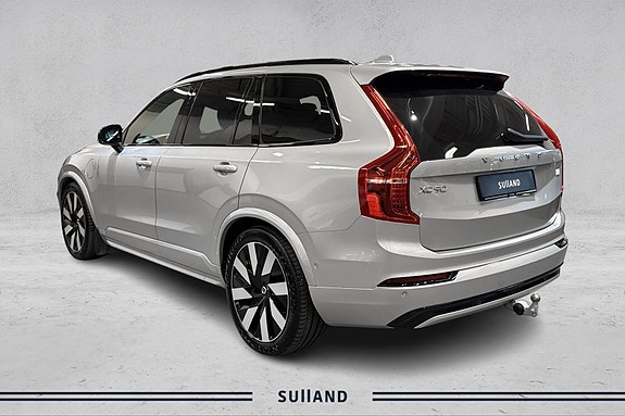 Volvo XC90 6 of 30