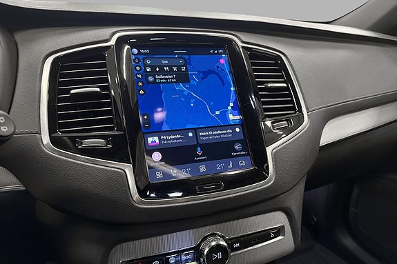Volvo XC90 27 of 30