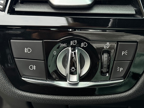BMW 530e 16 of 30