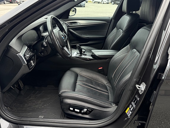 BMW 530e 9 of 30