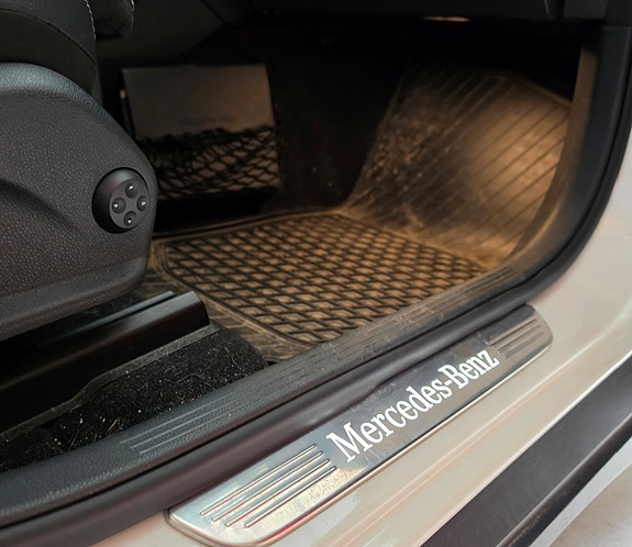 Mercedes-Benz GLC350 e 9 of 10