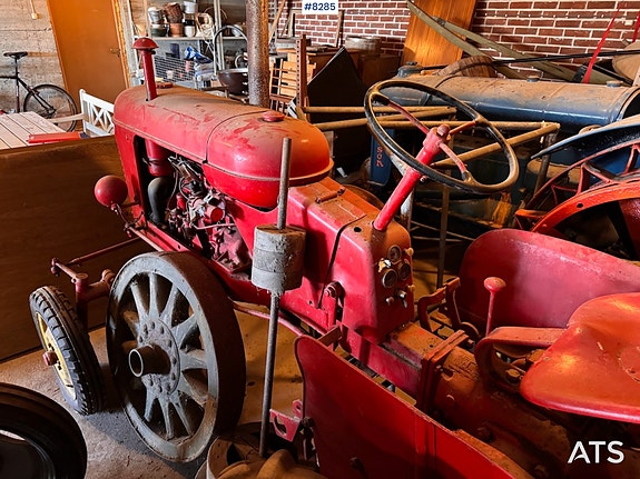 Massey Harris Pony 5 of 5