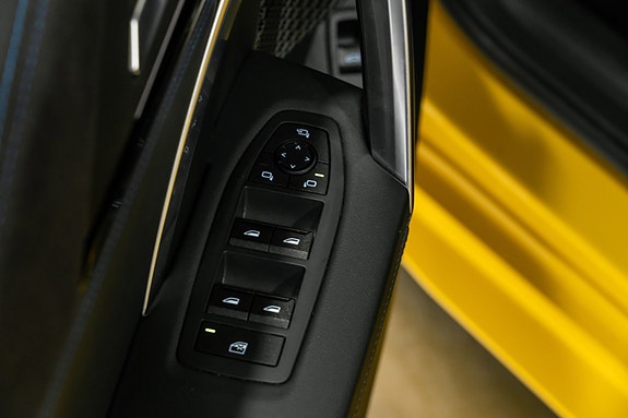 BMW iX2 20 of 30