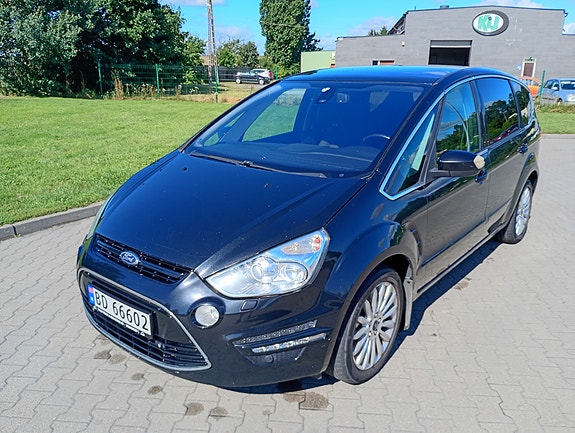 Ford S-MAX 2 of 15