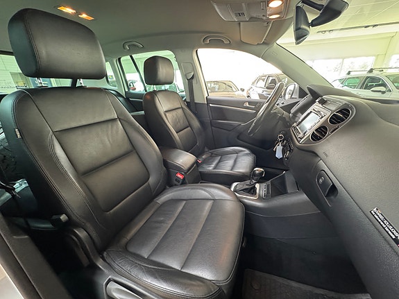 Volkswagen Tiguan 24 of 30