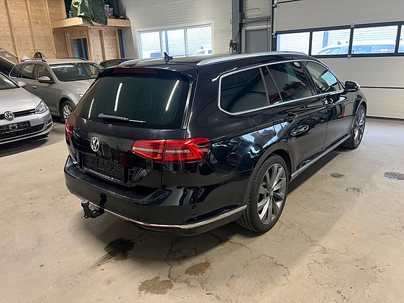 Volkswagen Passat 4 of 5