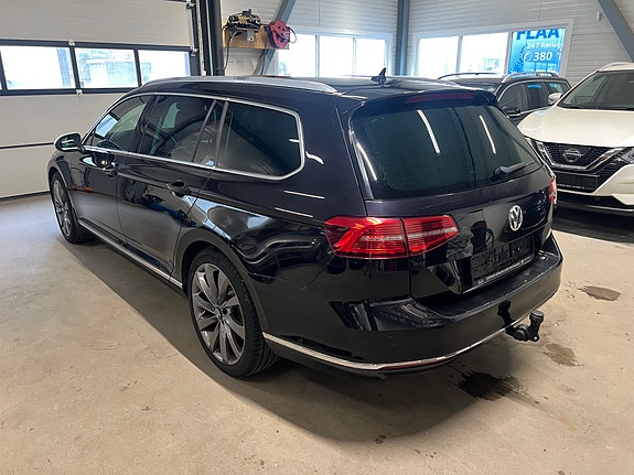 Volkswagen Passat 5 of 5