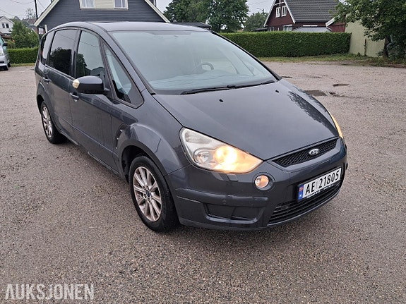 Ford S-MAX 3 of 5
