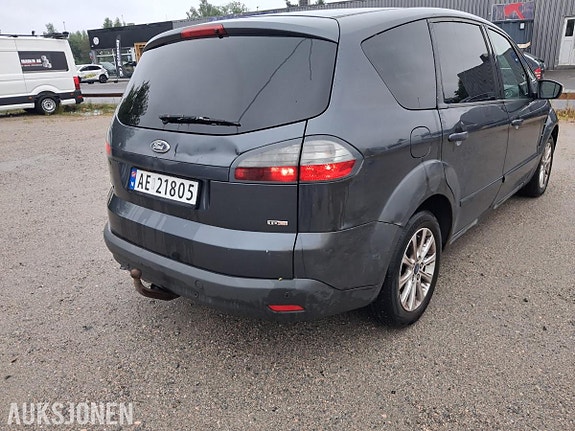 Ford S-MAX 5 of 5