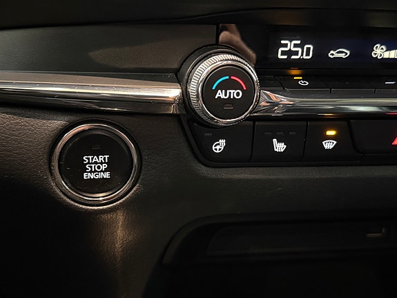 Mazda CX-30 17 of 23