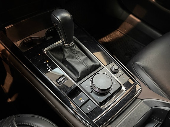 Mazda CX-30 16 of 23