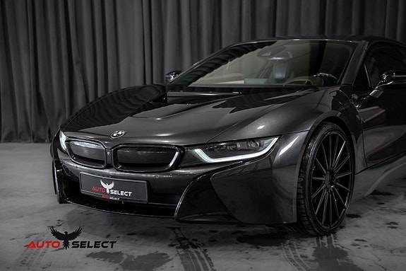 BMW i8 8 of 30
