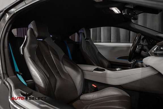 BMW i8 17 of 30