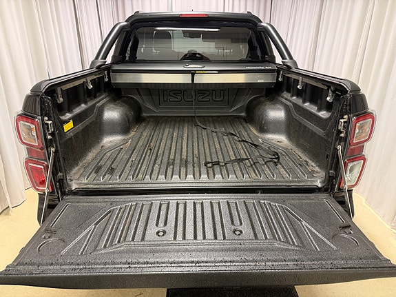 Isuzu D-max 9 of 25