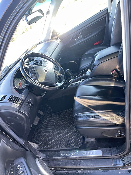 SsangYong Rexton 9 of 23