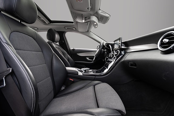 Mercedes-Benz C220 d 12 of 30