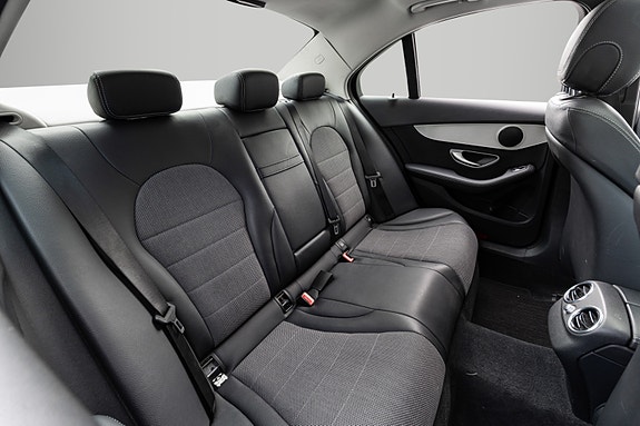 Mercedes-Benz C220 d 14 of 30
