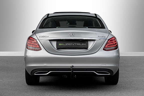 Mercedes-Benz C220 d 4 of 30
